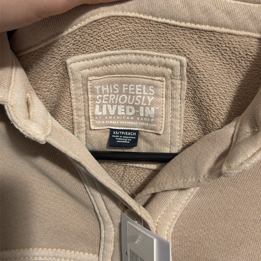 American Eagle Cream Tan button up shacket jacket - Picture 2 of 5
